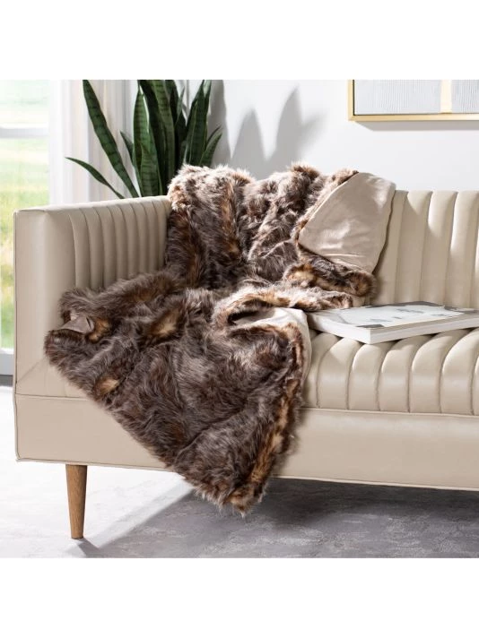 Safavieh Dusty Faux Fur Throw 4 Safavieh Dusty Faux Fur Throw - Image 3