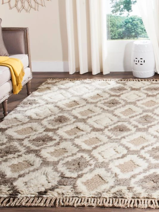 Safavieh Kenya Natural Rug 4 Safavieh Kenya Natural Rug - Image 2