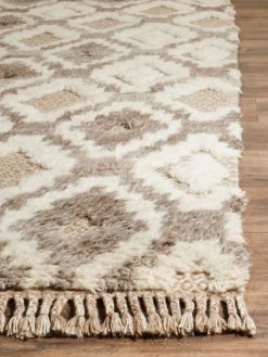 Safavieh Kenya Natural Rug 8 Safavieh Kenya Natural Rug -Safavieh And Maison Margiela Sales unnamed file 409