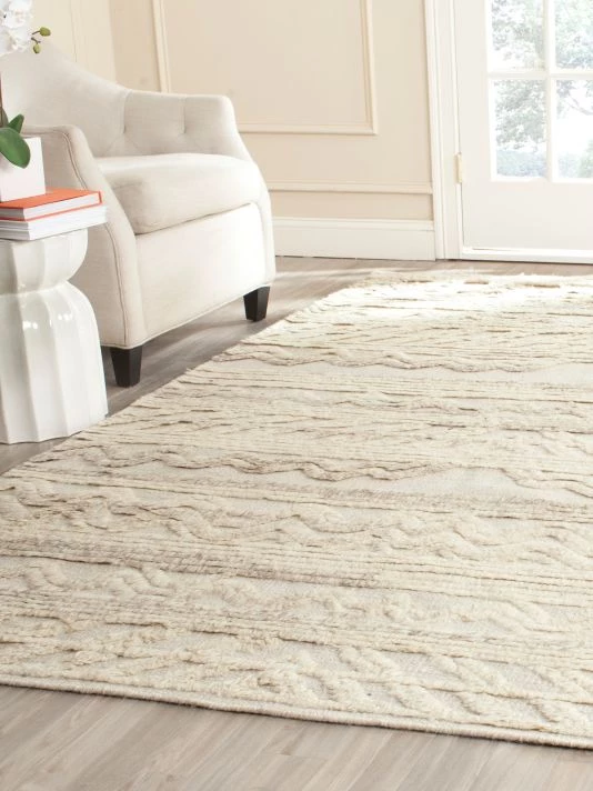 Safavieh Kenya Hand-Knotted Rug 4 Safavieh Kenya Hand-Knotted Rug - Image 2