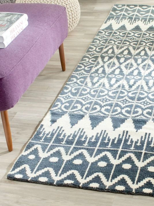 Safavieh Kenya Chevron Runner Rug 4 Safavieh Kenya Chevron Runner Rug - Image 2