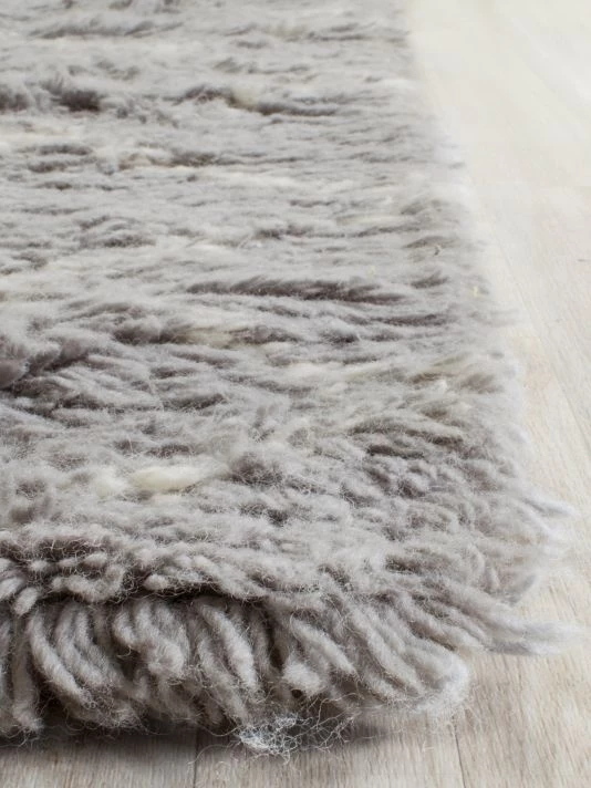 Safavieh Kenya Textured Rug 5 Safavieh Kenya Textured Rug - Image 3