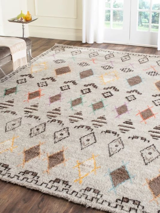 Safavieh Kenya Rug 4 Safavieh Kenya Rug - Image 2