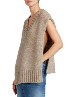 Maison Margiela Botanically Dyed Tabard Knit Vest -Safavieh And Maison Margiela Sales unnamed file 916